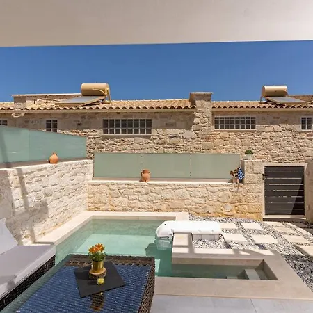 Leon Suite, Seafront Residence! Casa de Férias Pánormos