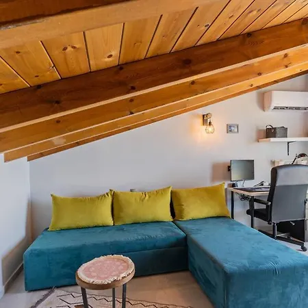 Leon Suite, Seafront Residence! * Pánormos